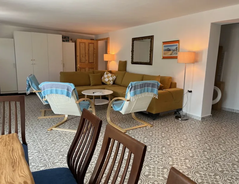 Amalia Garden Apartment, Wohnzimmer